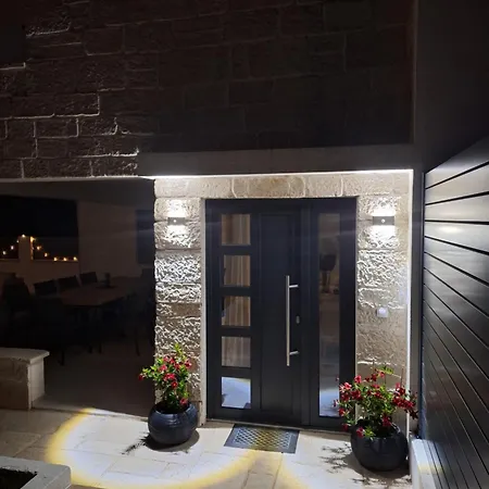 Amphora Apartmán Vir