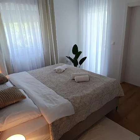 Amphora Apartment