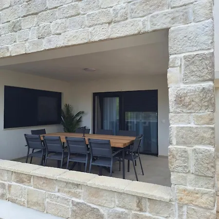 Amphora Apartment