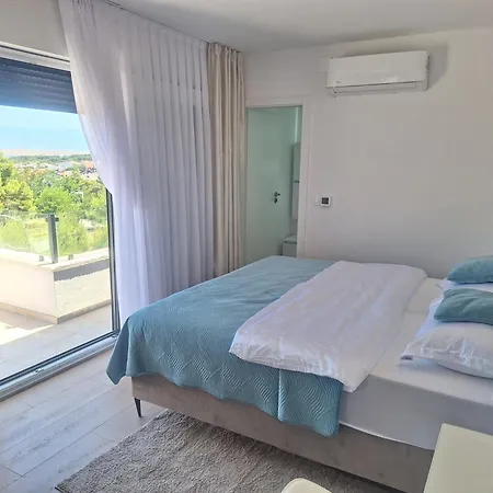 Amphora Appartement Vir